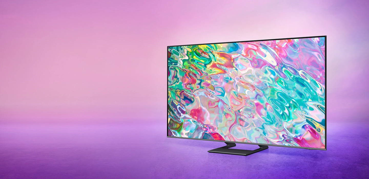 Q70B displays intricately blended color graphics which demonstrate long-lasting colors of Quantum Dot technology.